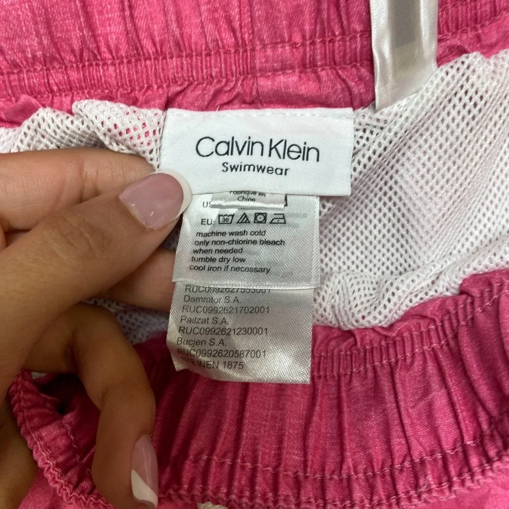 Calvin Klein Trunks Shorts Men Pink Logo Patch Drawstring Slash Pockets Swimwear